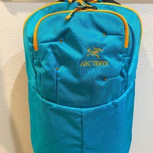 NWOT Arc'teryx Cambie Pack, 12L